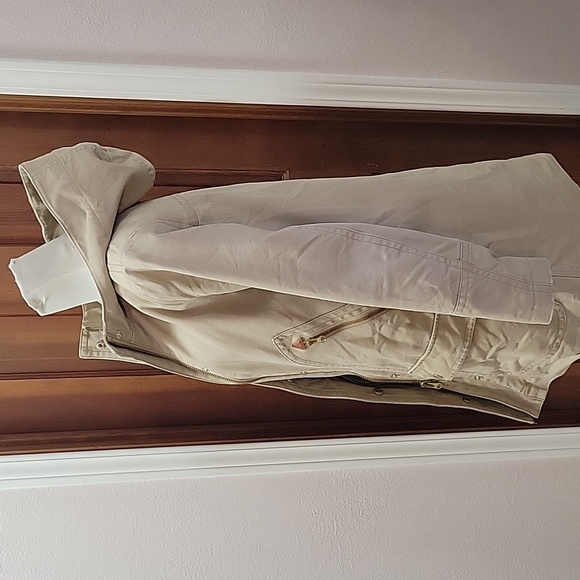 J. Crew Women's Tan Utility Jacket With Hood - Picture 4 of 10